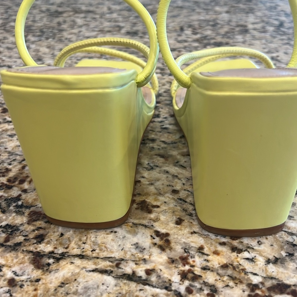 Neon yellow Schutz wedges size 9 - Picture 4 of 7
